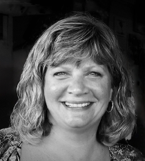 Linda Hatfield – author and poet appears for the 2026 Season